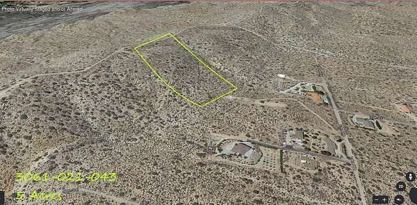 5 Acres of Land for Sale in Llano, California
