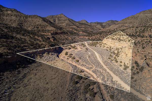 20 Acres of Land for Sale in Thompson Springs, Utah
