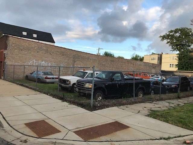 0.14 Acres of Commercial Land for Sale in Chicago, Illinois
