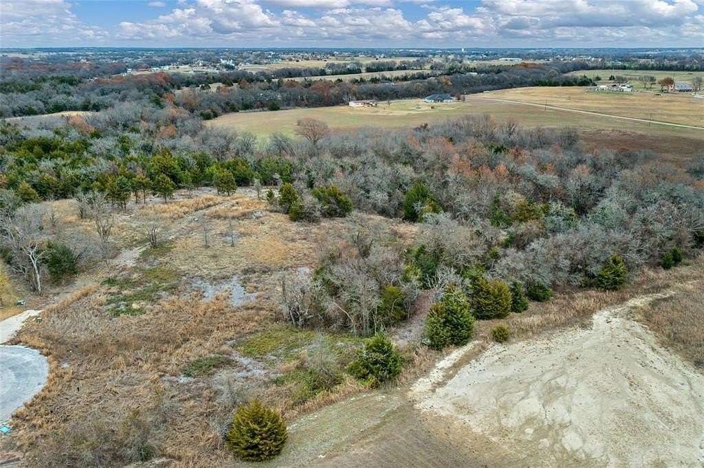 1.76 Acres of Residential Land for Sale in Van Alstyne, Texas