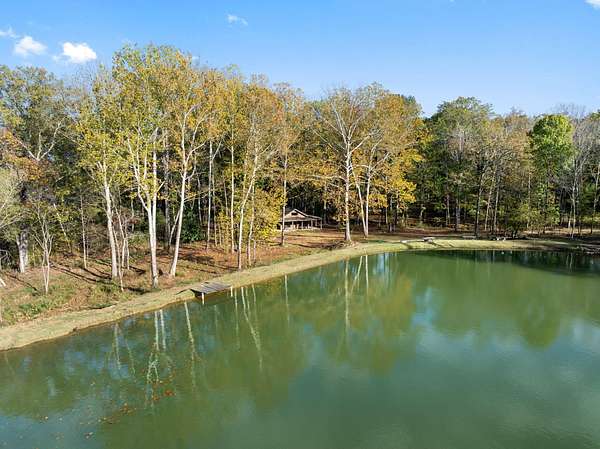 7 Acres of Residential Land with Home for Sale in Aberdeen, Mississippi