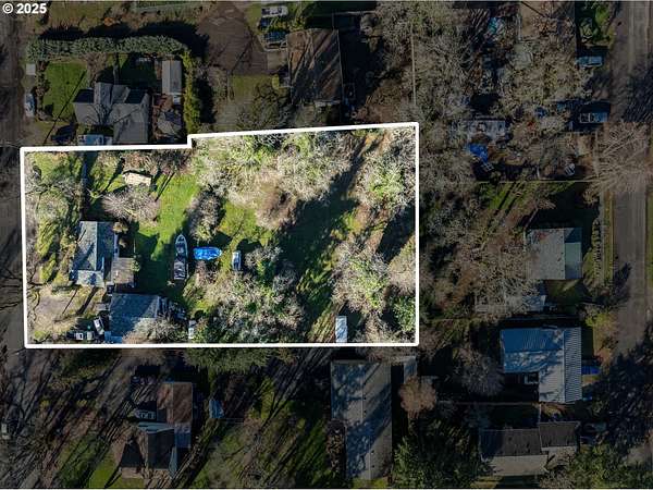 0.89 Acres of Residential Land for Sale in Milwaukie, Oregon
