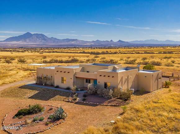 7.72 Acres of Land with Home for Sale in Hereford, Arizona