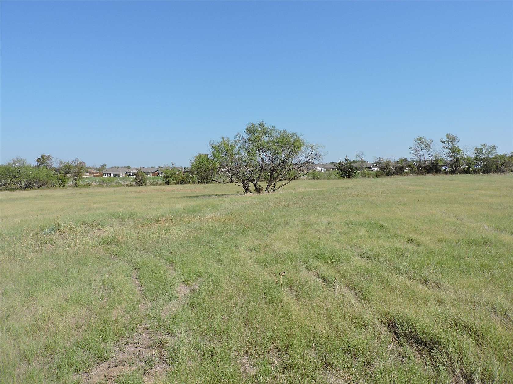 2 Acres of Commercial Land for Sale in Mabank, Texas