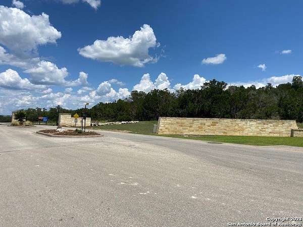 1.19 Acres of Residential Land for Sale in Canyon Lake, Texas