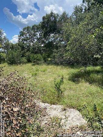 1.19 Acres of Residential Land for Sale in Canyon Lake, Texas
