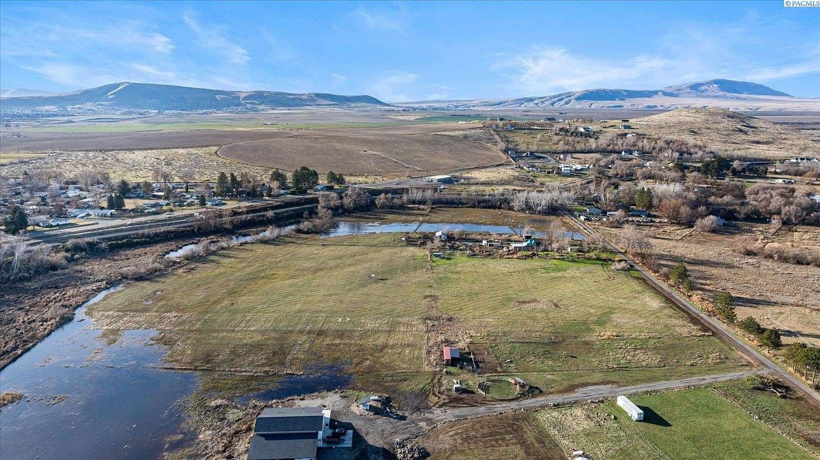 11.5 Acres of Land for Sale in West Richland, Washington