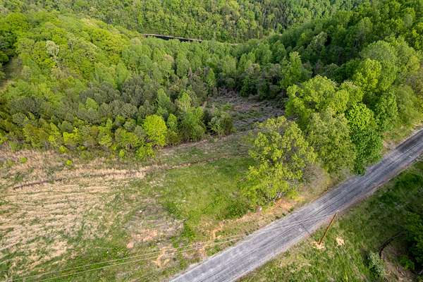 1.71 Acres of Residential Land for Sale in Baxter, Tennessee