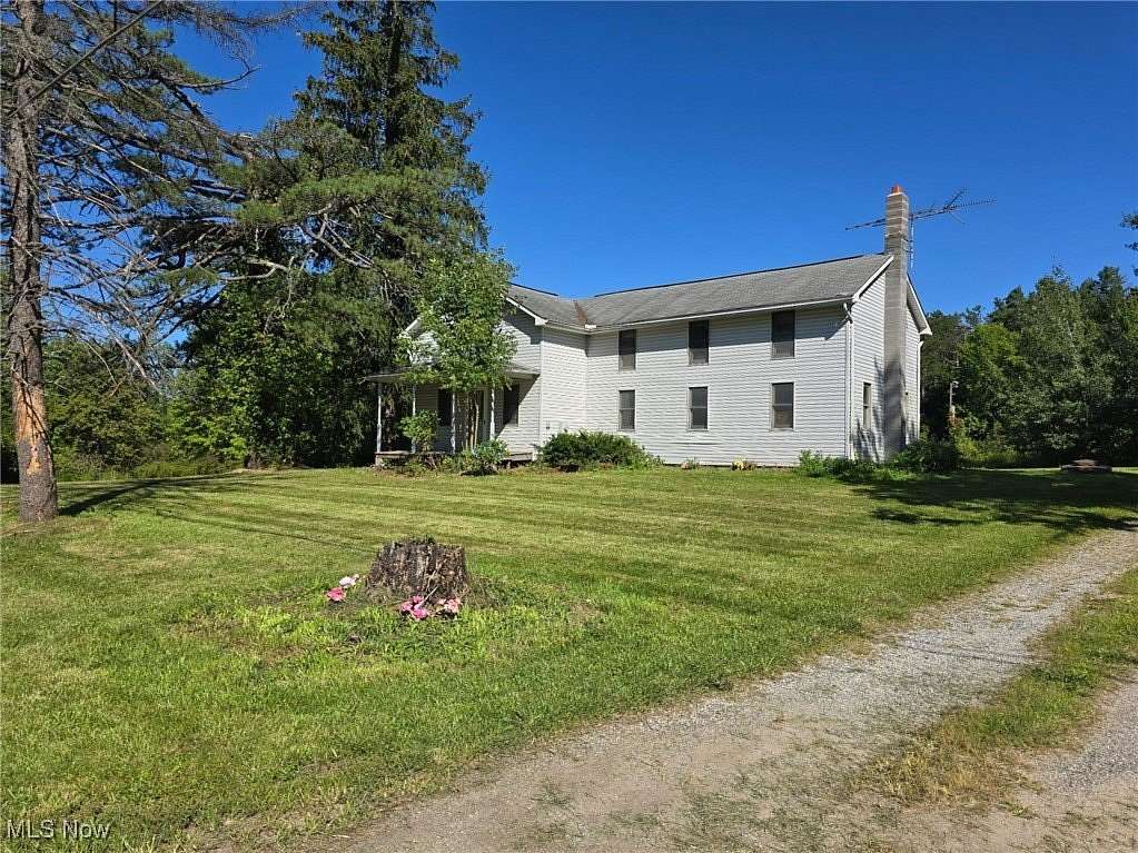 10 Acres of Residential Land with Home for Sale in Huntsburg, Ohio