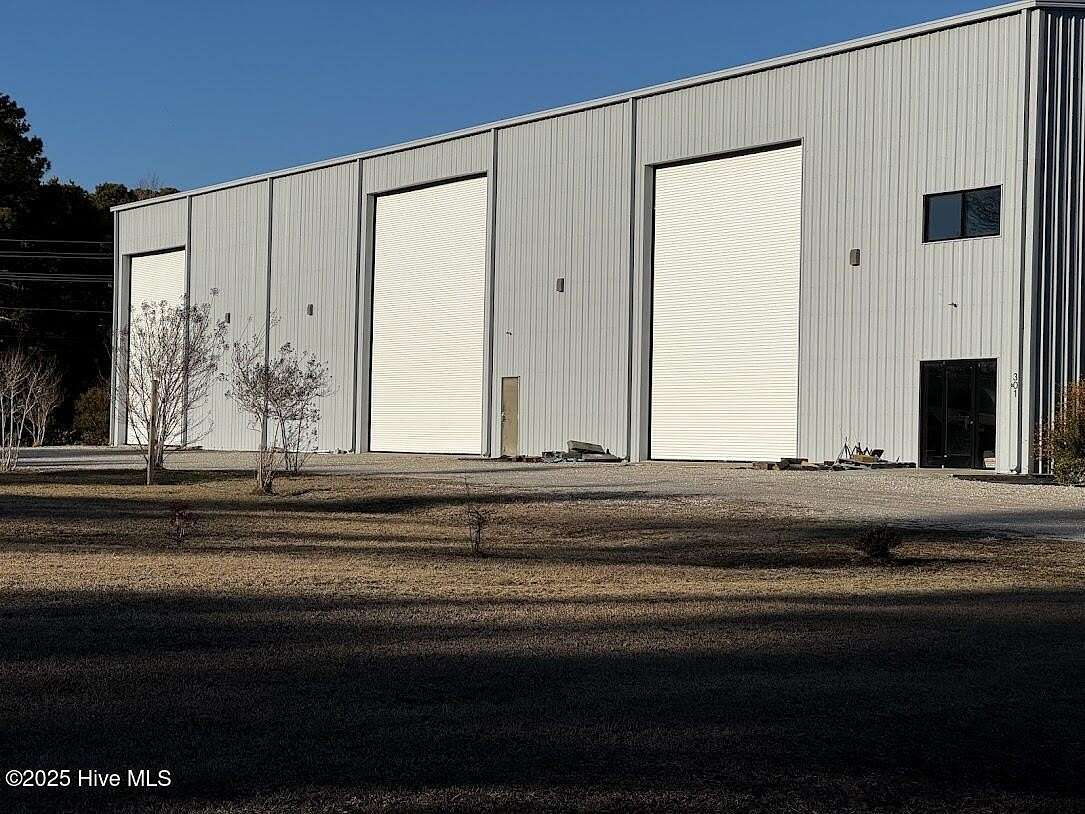 3.82 Acres of Improved Mixed-Use Land for Sale in Morehead City, North Carolina