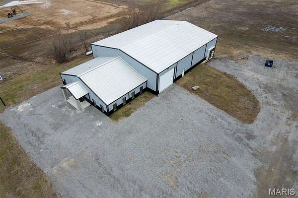 2 Acres of Improved Commercial Land for Sale in Scott City, Missouri