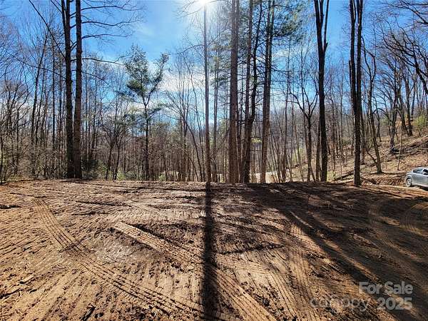 21 Acres of Recreational Land for Sale in Waynesville, North Carolina