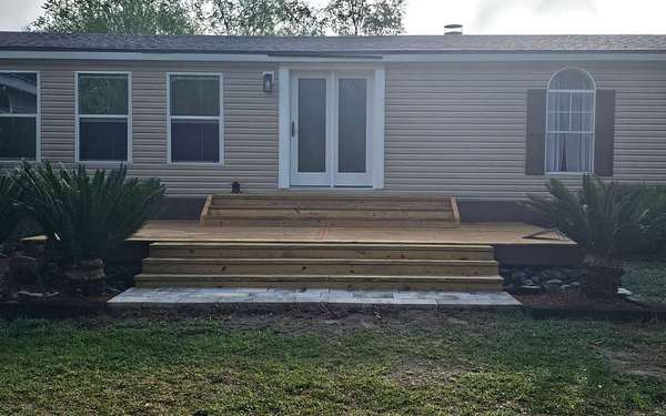 10 Acres of Residential Land with Home for Sale in Lake City, Florida