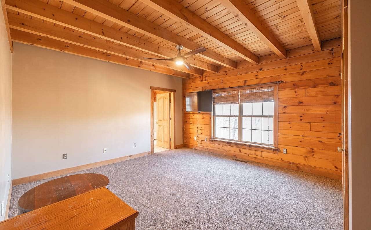 6 Acres of Land for Sale in Pineville, Missouri