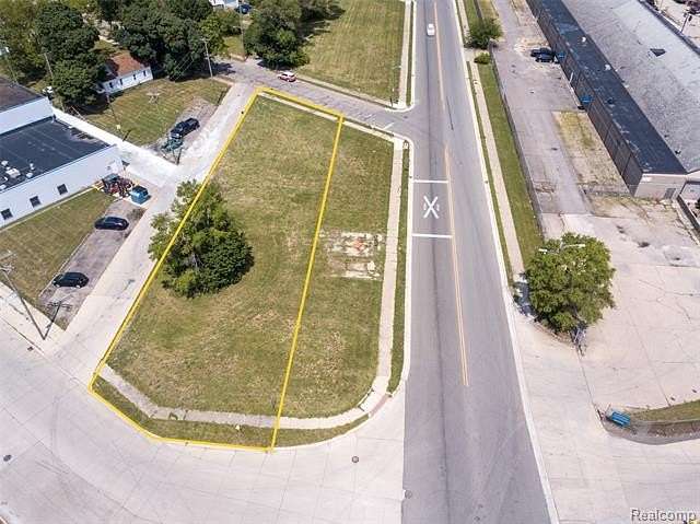0.39 Acres of Mixed-Use Land for Sale in Dearborn, Michigan