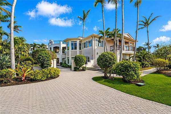 3.56 Acres of Land with Home for Sale in Captiva, Florida