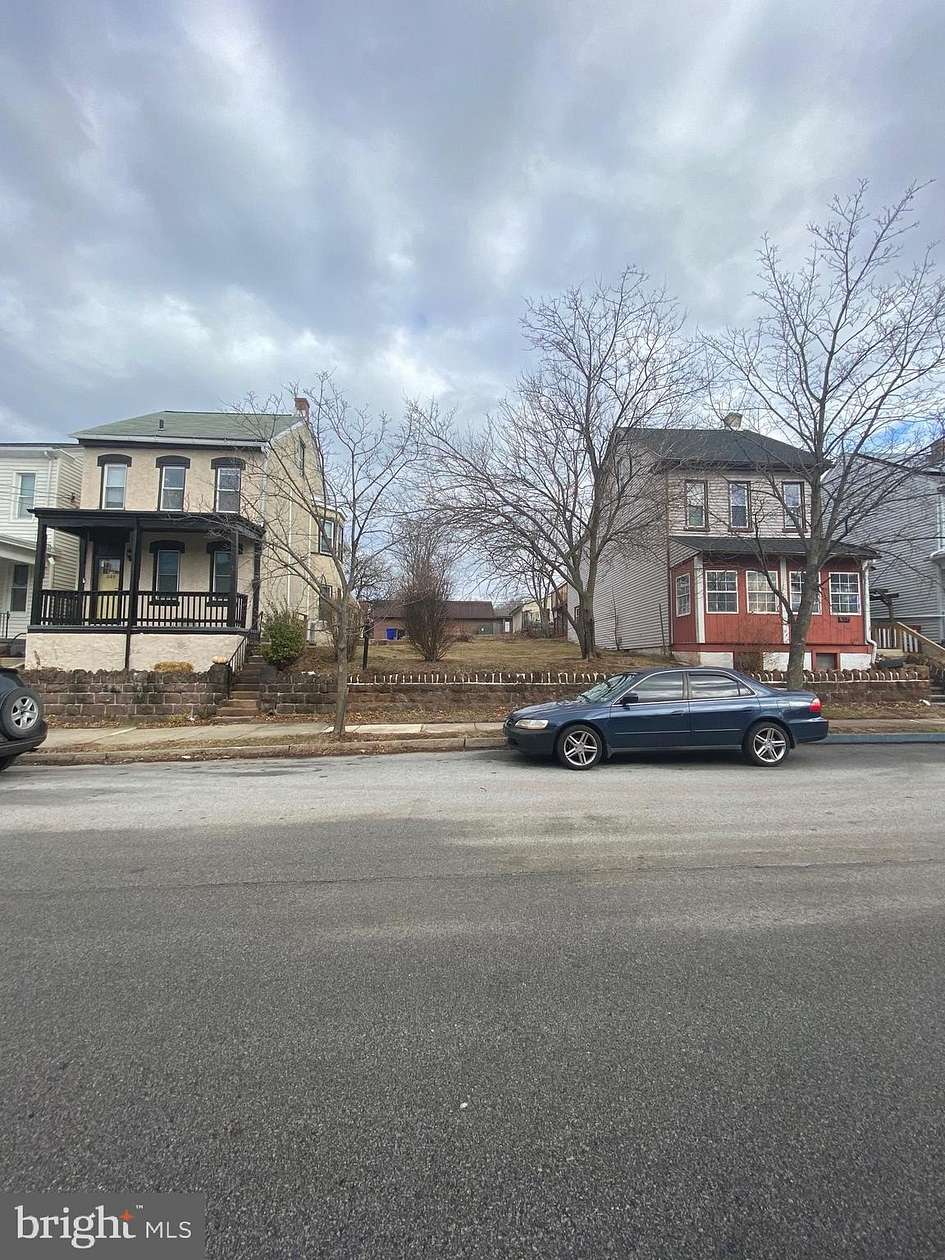 0.09 Acres of Residential Land for Sale in Pottstown, Pennsylvania