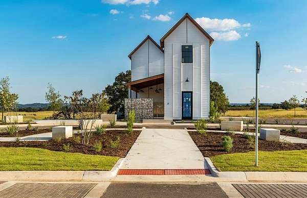 0.75 Acres of Residential Land for Sale in Fredericksburg, Texas