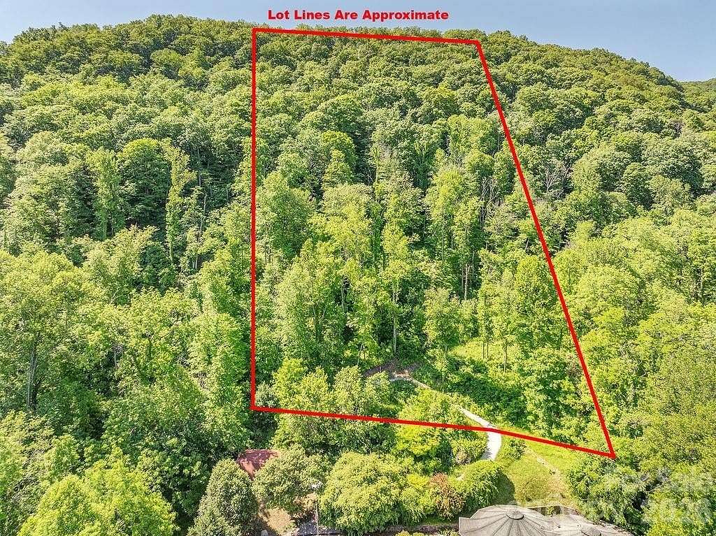 4 Acres of Land for Sale in Waynesville, North Carolina
