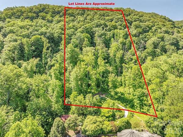 4 Acres of Land for Sale in Waynesville, North Carolina