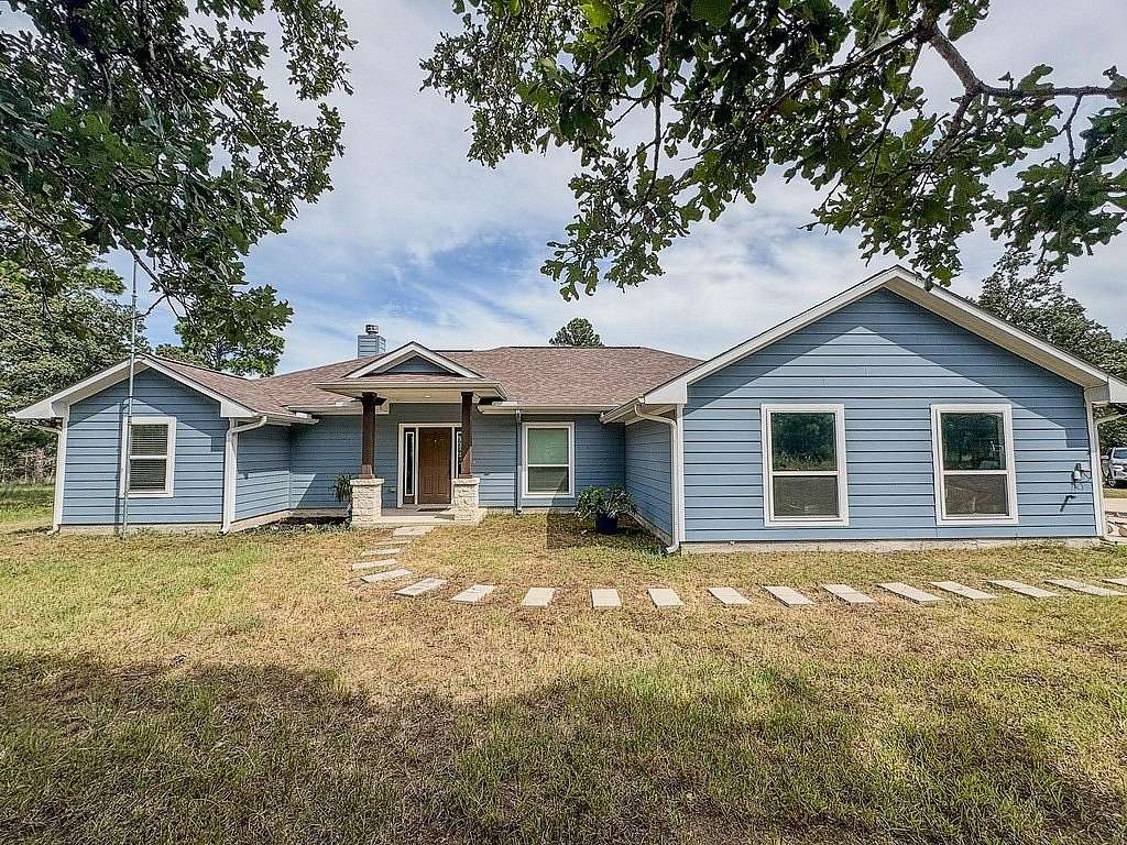 15 Acres of Land with Home for Sale in Giddings, Texas