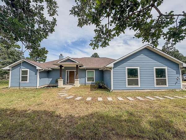 15 Acres of Land with Home for Sale in Giddings, Texas