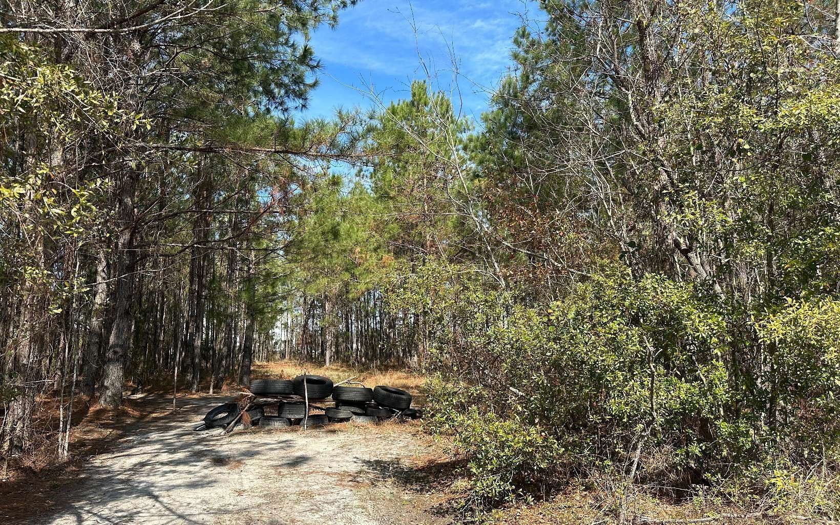 2 Acres of Commercial Land for Sale in Lake City, Florida