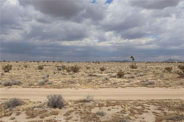 5 Acres of Land for Sale in Adelanto, California