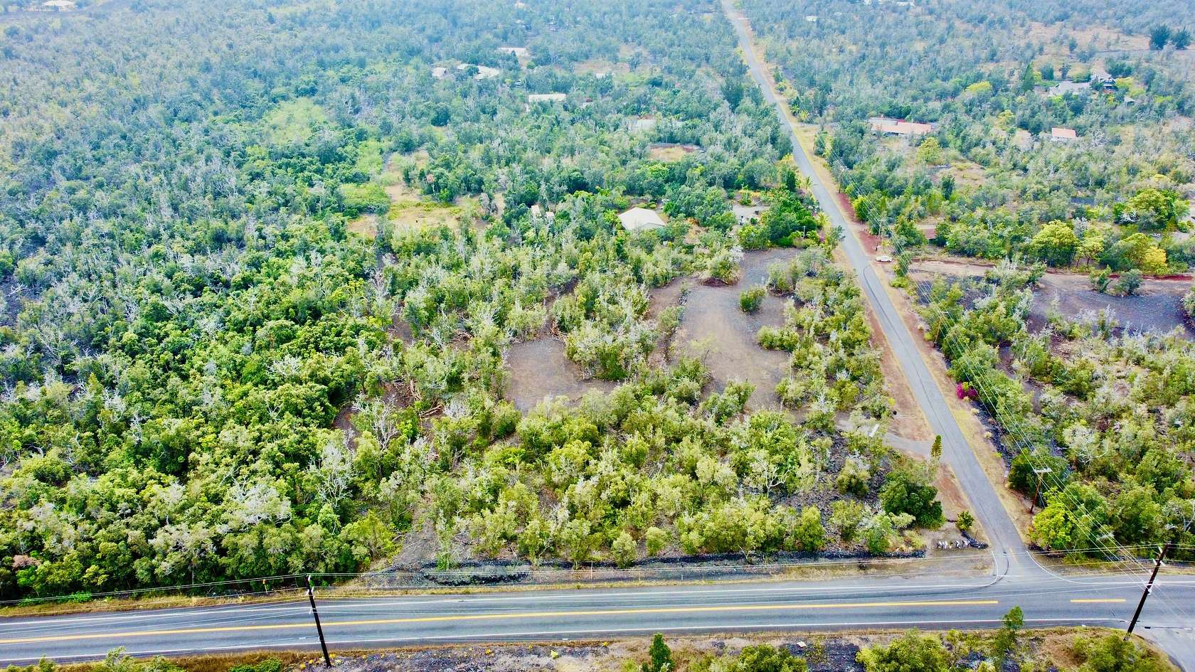 7.18 Acres of Residential Land for Sale in Nāʻālehu, Hawaii
