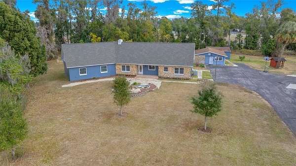 2.5 Acres of Land with Home for Sale in Ocala, Florida