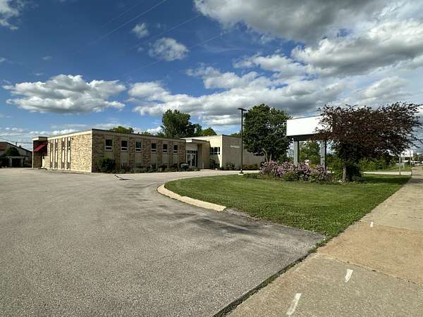 2.86 Acres of Improved Commercial Land for Sale in Sparta, Wisconsin