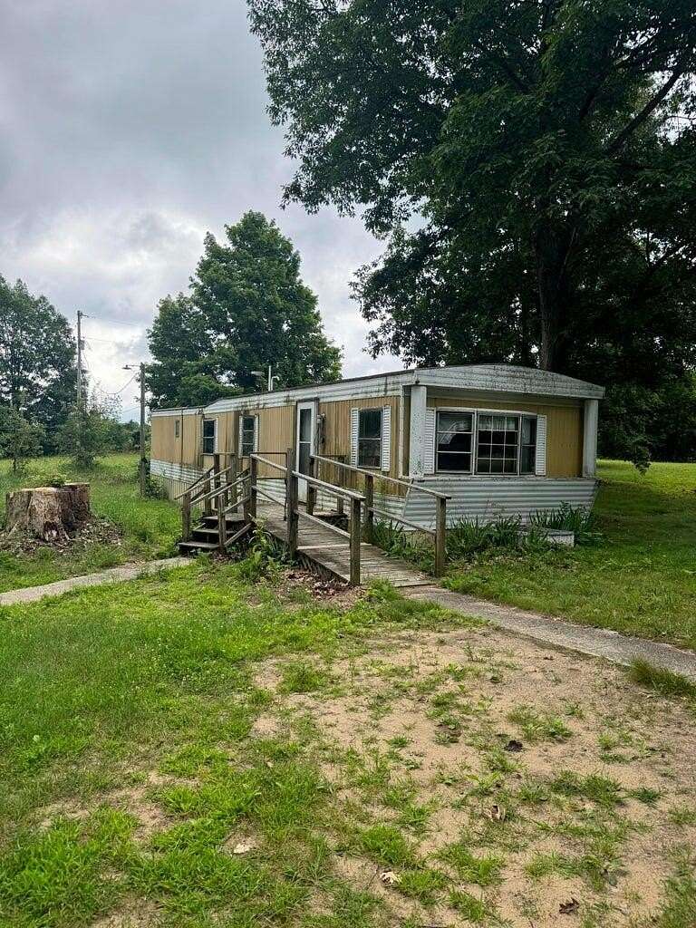 15.3 Acres of Recreational Land with Home for Sale in Hart, Michigan