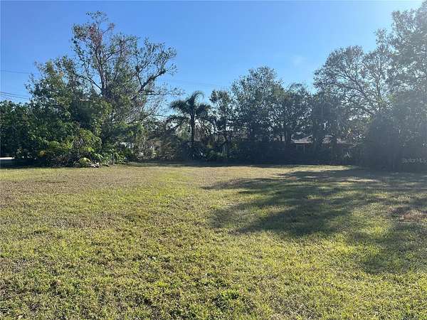 0.25 Acres of Residential Land for Sale in Sarasota, Florida