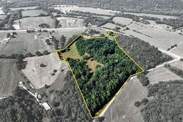 24 Acres of Recreational Land for Sale in Burkesville, Kentucky