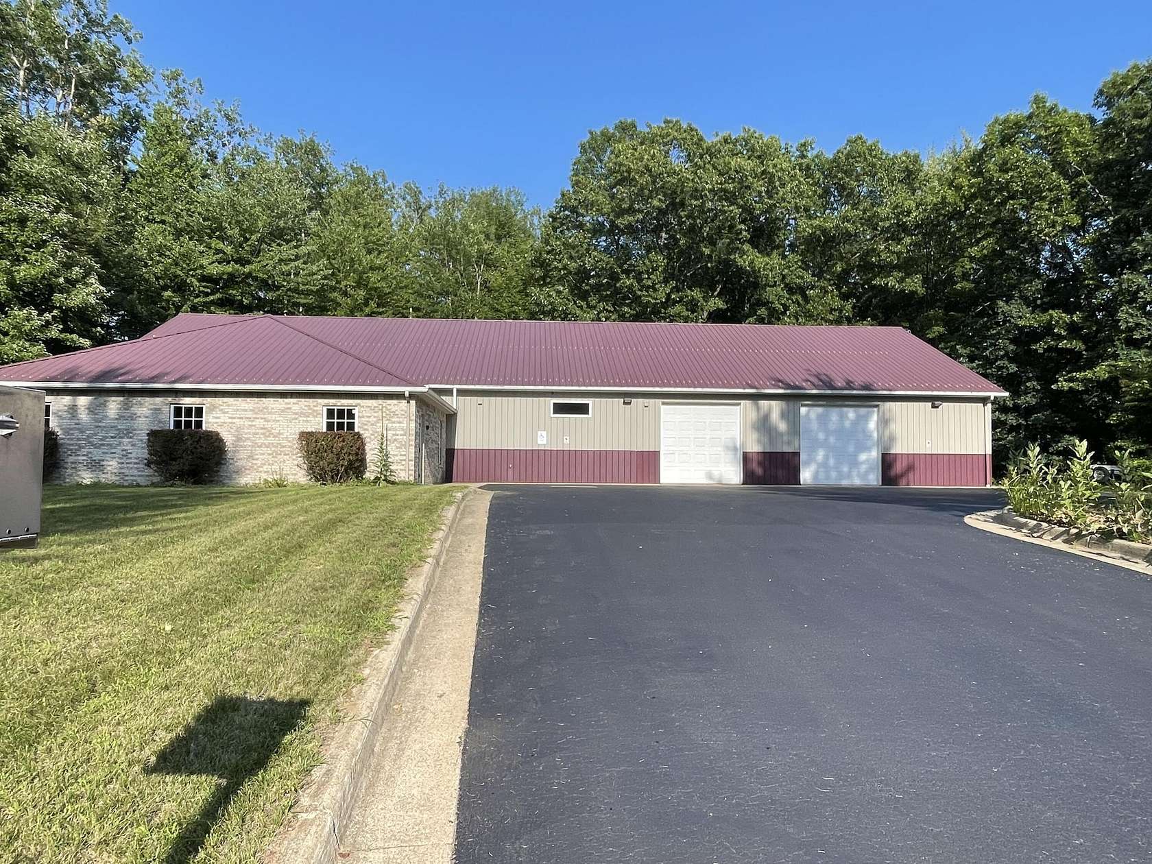 2 Acres of Improved Commercial Land for Sale in Greenville, Michigan