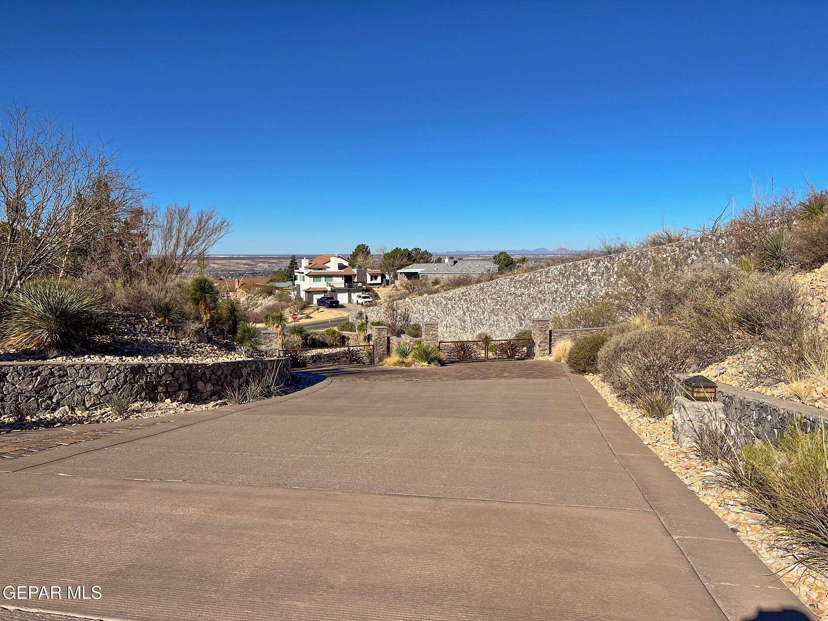 1.57 Acres of Residential Land for Sale in El Paso, Texas