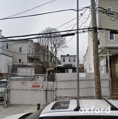 0.04 Acres of Land for Sale in Bronx, New York