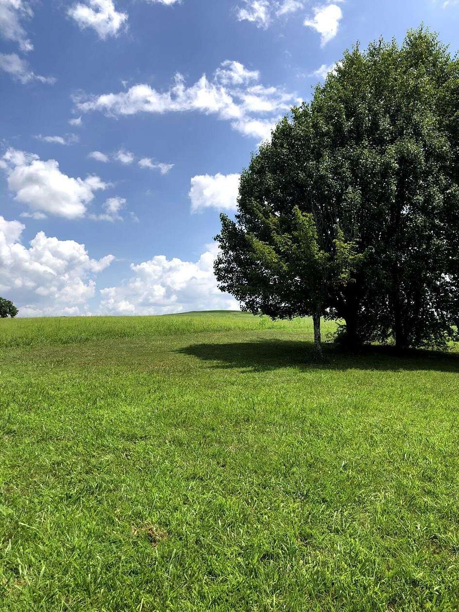 1 Acre of Residential Land for Sale in Lancaster, Kentucky