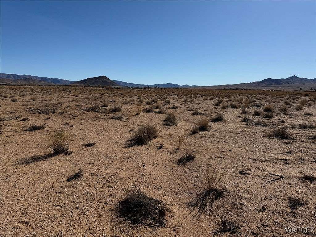 10 Acres of Land for Sale in Kingman, Arizona
