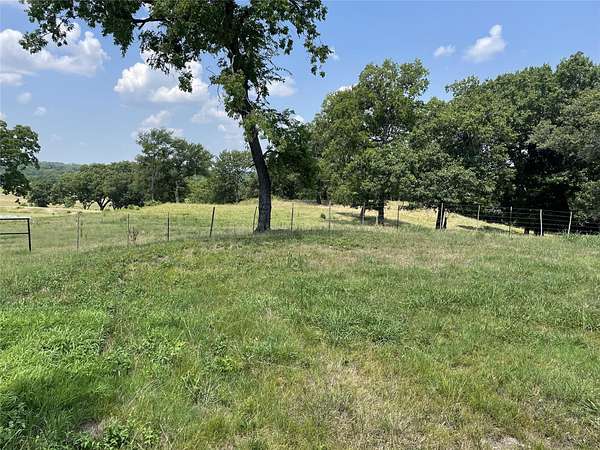 124 Acres of Agricultural & Residential Land for Sale in Trenton, Texas