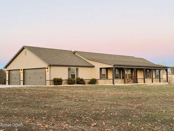 3 Acres of Residential Land with Home for Sale in Marionville, Missouri