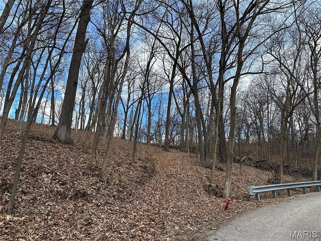 3.43 Acres of Residential Land for Sale in Alton, Illinois