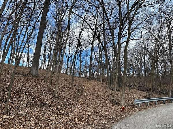 3.43 Acres of Residential Land for Sale in Alton, Illinois