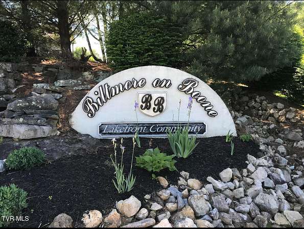 1.16 Acres of Residential Land for Sale in Piney Flats, Tennessee