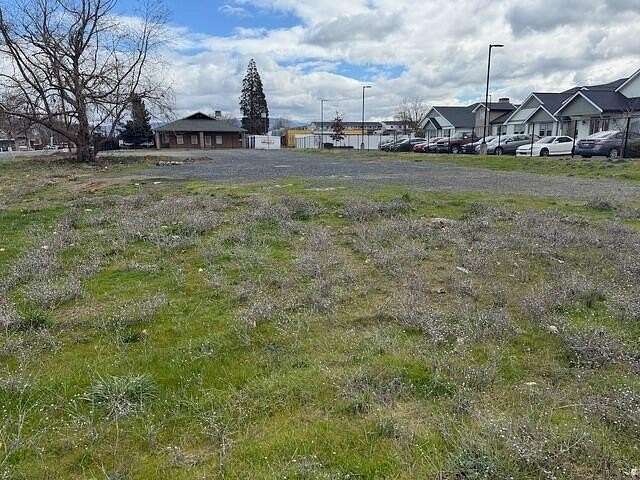 0.65 Acres of Commercial Land for Sale in Medford, Oregon