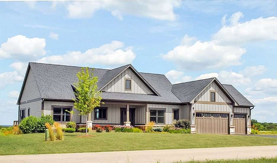 2.6 Acres of Residential Land with Home for Sale in Huntley, Illinois