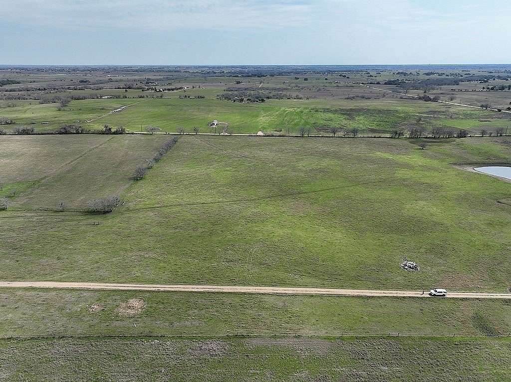 8 Acres of Land for Sale in Schulenburg, Texas