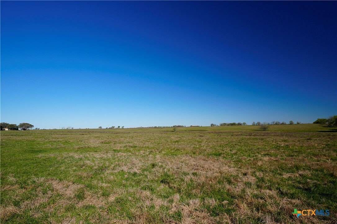 8 Acres of Residential Land for Sale in Schulenburg, Texas
