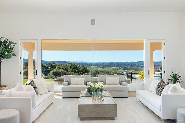 39.2 Acres of Agricultural Land with Home for Sale in Napa, California