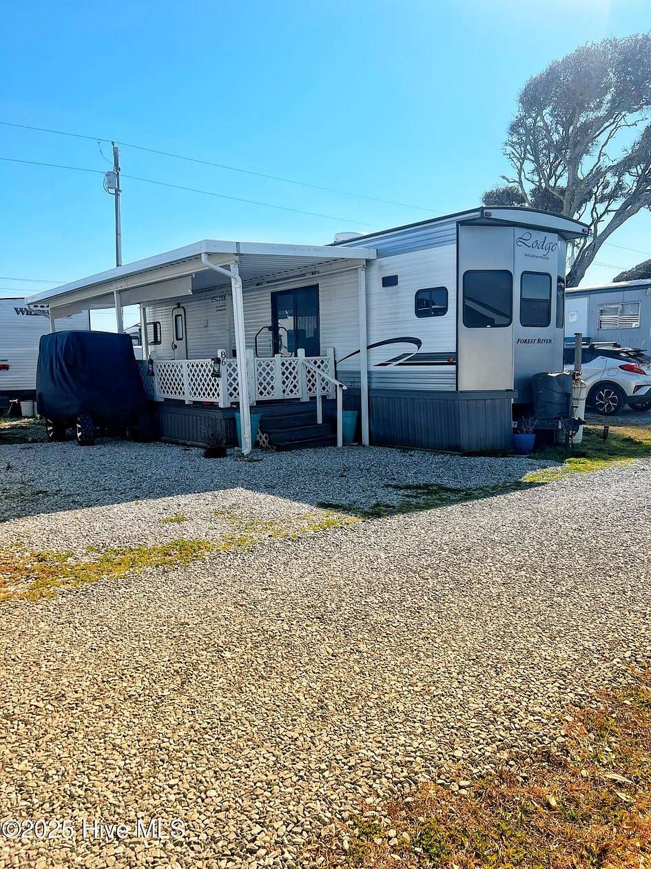 0.03 Acres of Mixed-Use Land for Sale in North Topsail Beach, North Carolina